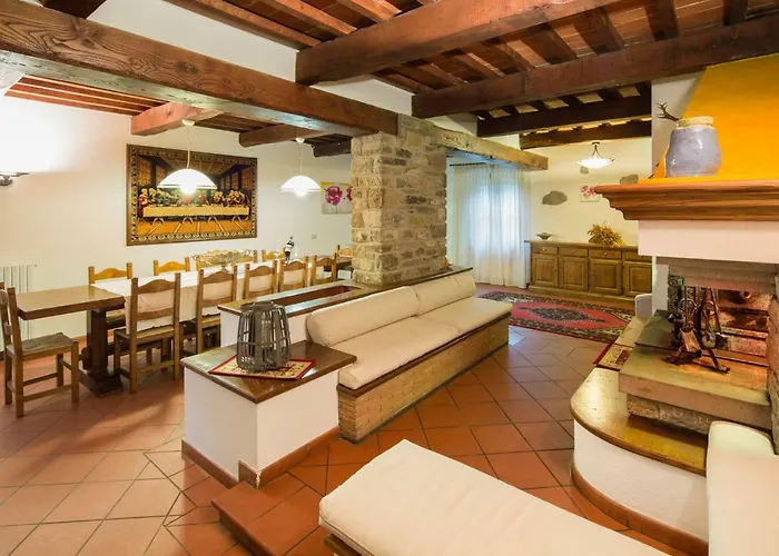 Il Castello Di Rigutinelli