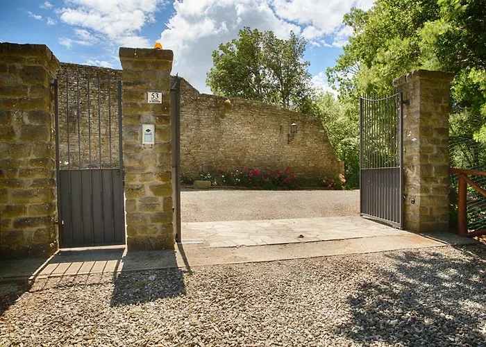 Il Castello Di Rigutinelli *